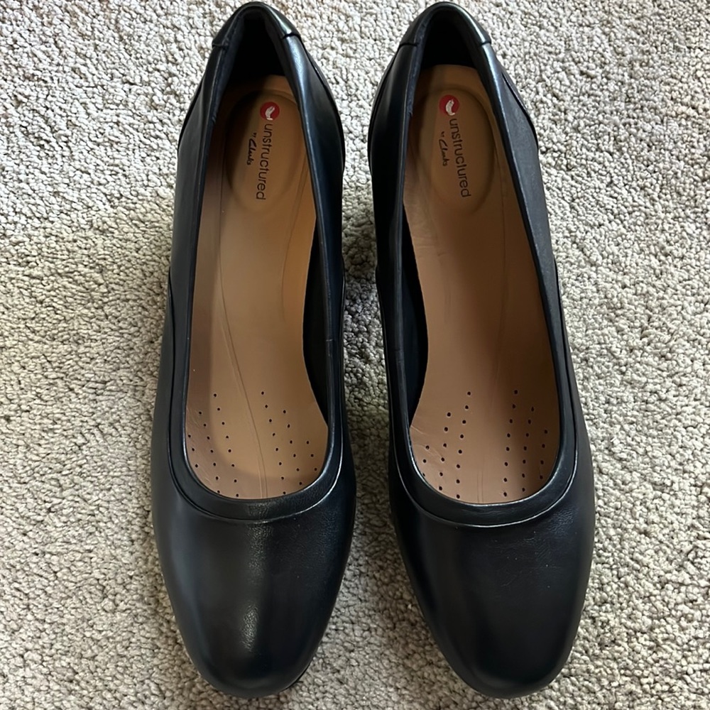 NWOT Clarks Unstructured keels